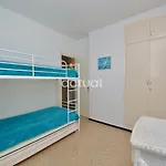 Apartament Rey Balduino Bajos 4 *