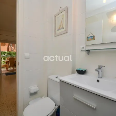 Apartamento Rey Balduino Bajos 4 *