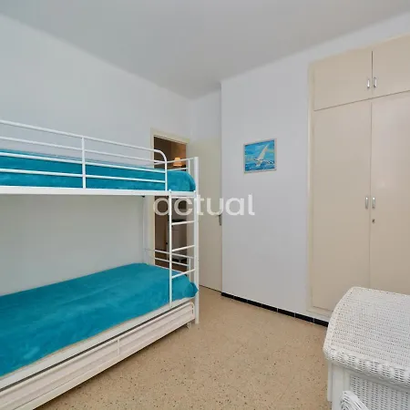Apartamento Rey Balduino Bajos 4 *