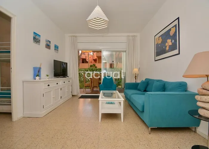 Apartment Rey Balduino Bajos 4 *